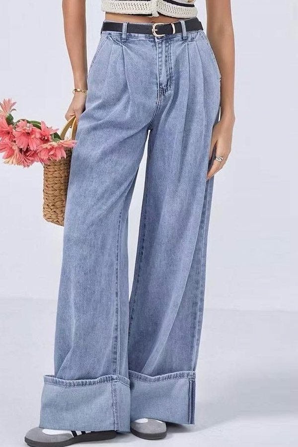 Jeans Wide leg Light wash με λεπτομέρεια στο τελείωμα