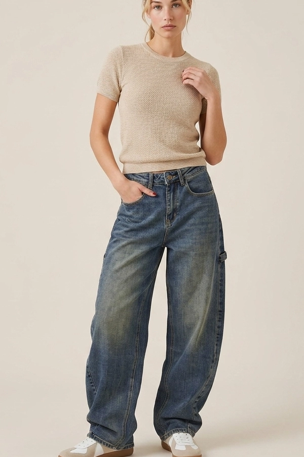 Γυναικείο baggy barrel fit jeans σε μπλε denim – μπροστινή όψη